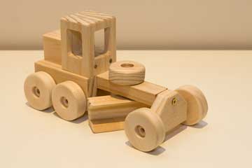 free wooden construction toy plans simple and easy to make toy grader 