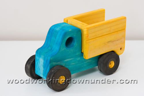 Plan Toys Dump Truck 77